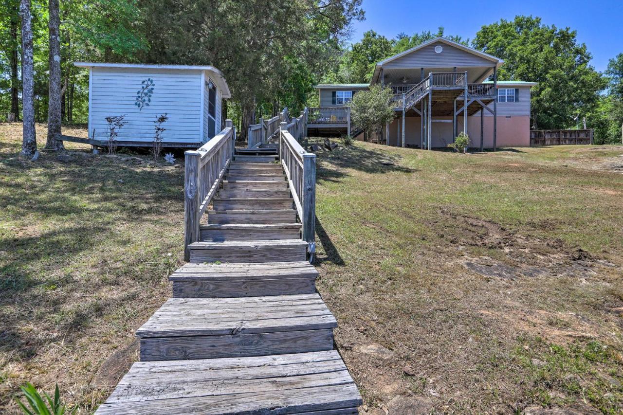 House With Dock And Slide Situated On Lake Sinclair! Sparta Zewnętrze zdjęcie
